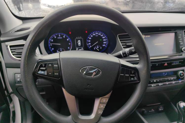 Used Hyundai Mistra 2014 1.8L Automatic Smart GLS