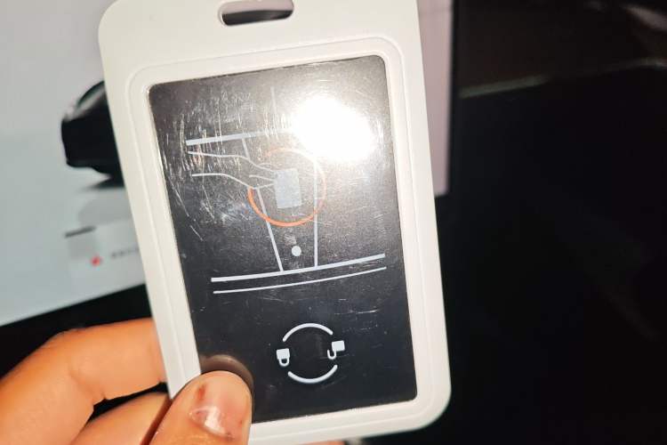 Used Tesla Model Y 2022 Revised Version Rear-Wheel Drive Vehicle Key