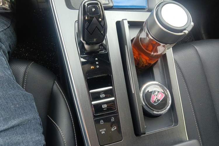 Used Roewe RX5 MAX 2022 1.5T Automatic Zhiwei Prestige Edition
