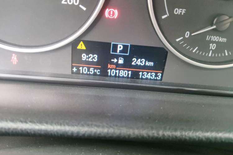 Used BMW 3 Series GT 2014 320i Leading Model
