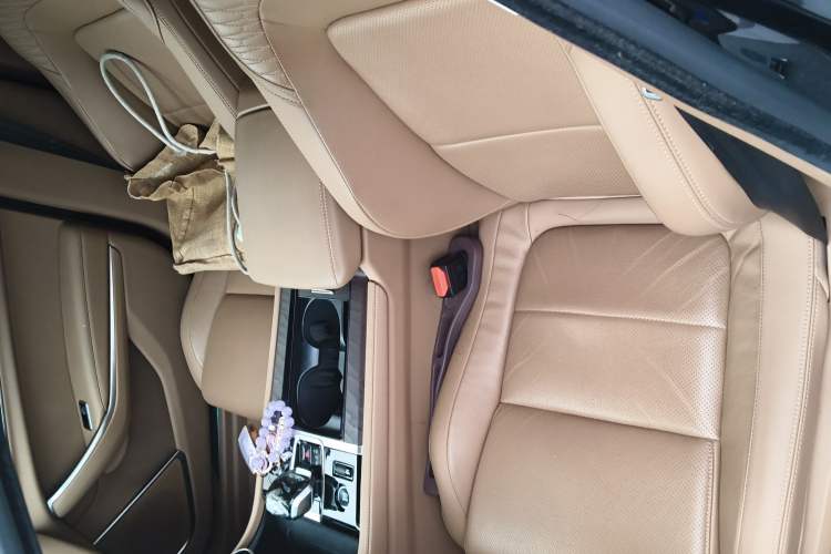 Used Jaguar XFL 2024 2.0T P250 Two-Wheel Drive Prestige Luxury Edition