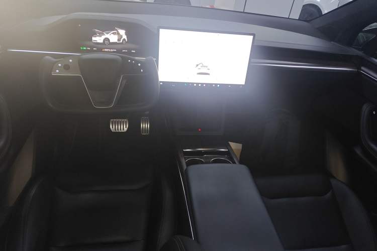 Used Tesla Model X 2023 Dual-Motor All-Wheel-Drive Version