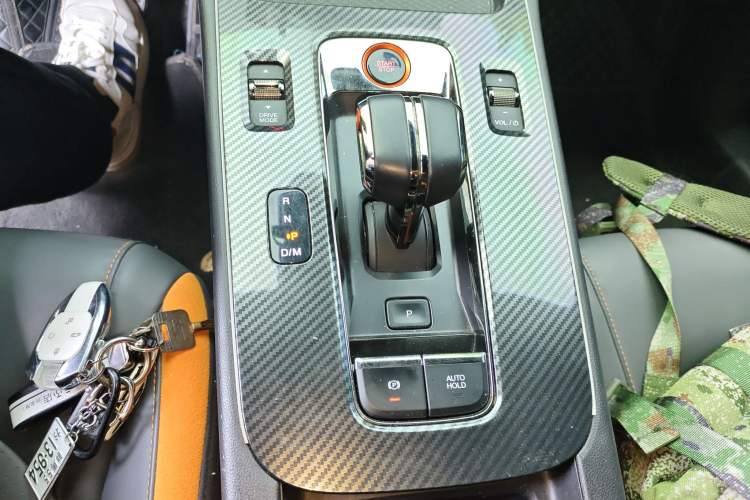 Used GAC Trumpchi EMPOW 2022 270T DCT J16 R-Style Track Edition Gear Lever