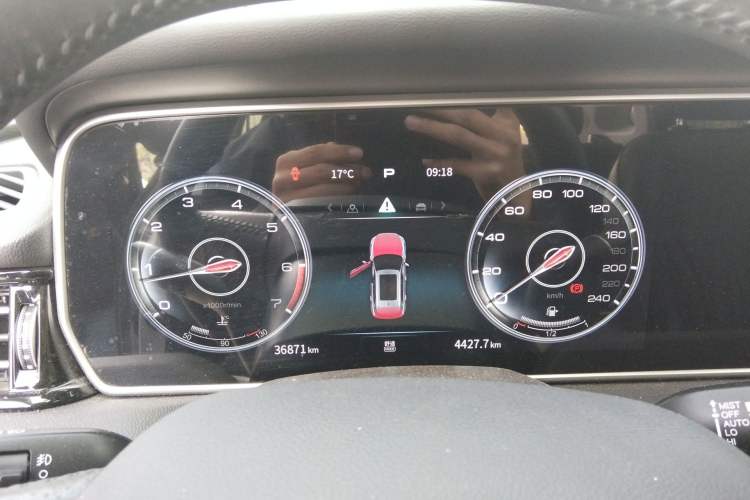 Used Hongqi HS5 2022 Revised Version 2.0T Smart Connect Flagship Edition Instrument Cluster