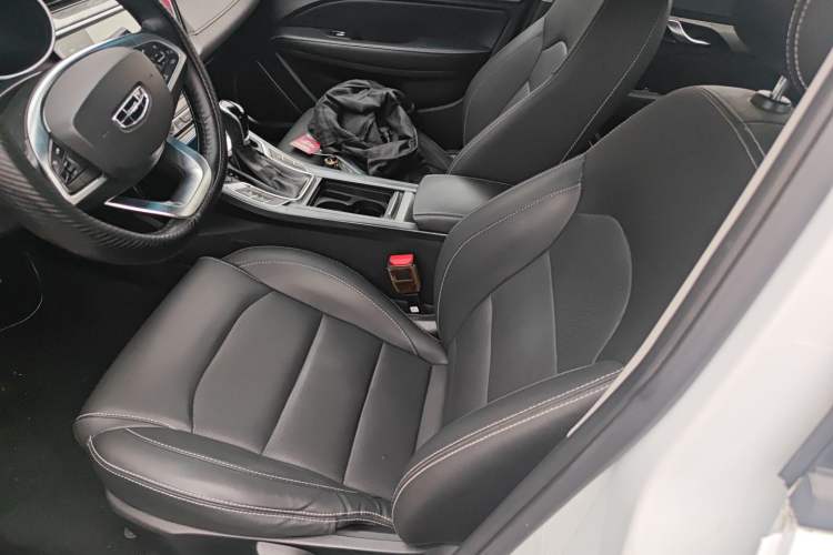 Used Geely Auto Emgrand 2019 Leading Edition 1.5L CVT Luxury Model China V Standard Left Front Seat