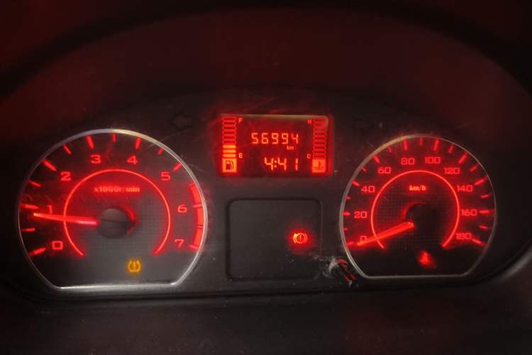 Used Wuling Rongguang S 2021 1.2L Base Model 5-Seater LSI