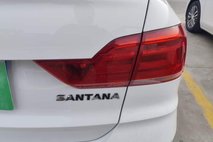 Used Volkswagen Santana 2016 1.4L Manual Fashion Edition