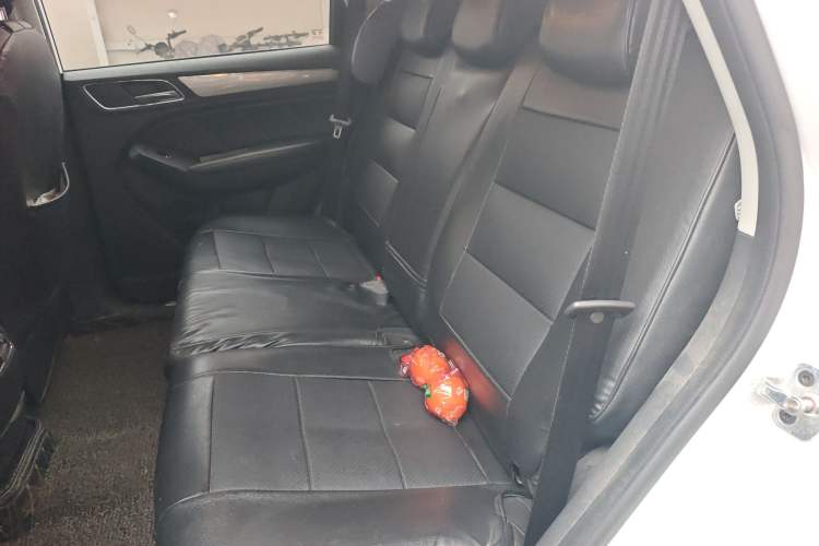 Used Roewe RX5 2018 20T Two-Wheel Drive Automatic Internet Smart Edition