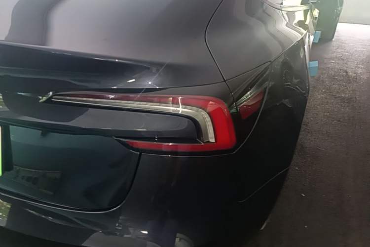Used Tesla Model 3 2023 Long-Range All-Wheel-Drive Version