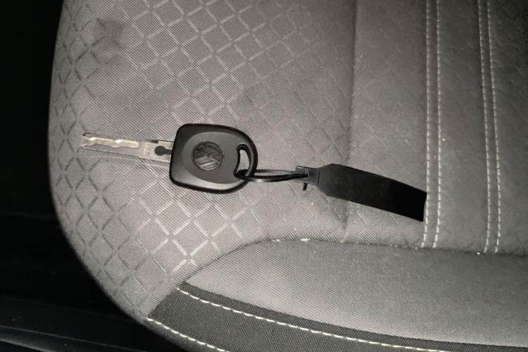 Used Volkswagen Polo 2014 1.6L Cross Polo Automatic Interior 1