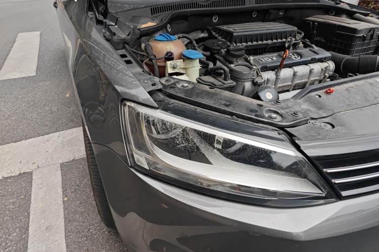 Used Volkswagen Sagitar 2014 Revised Version 1.6L Automatic Comfort Edition
