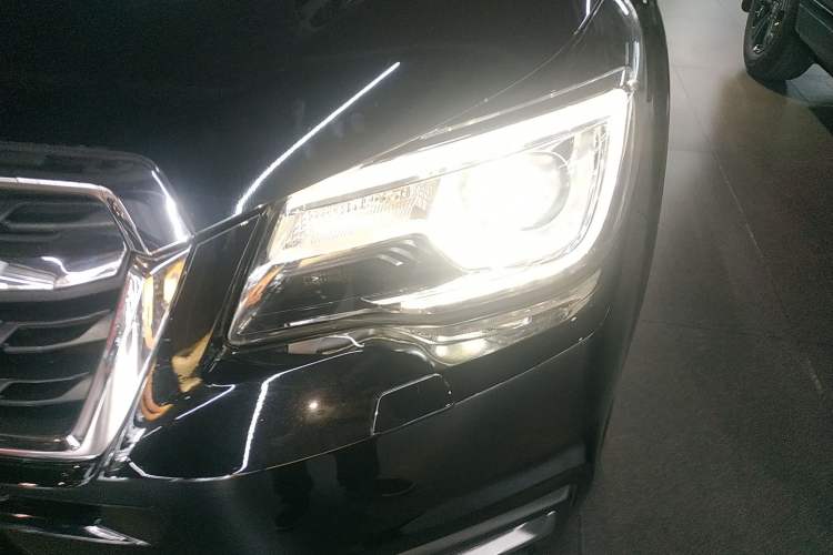 Used Subaru Forester 2018 2.0i Luxury Navigation Edition Left Front Headlight