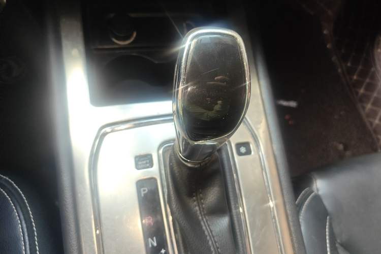 Used Dongfeng Fengon 580 2017 1.5T CVT Smart Style Model
