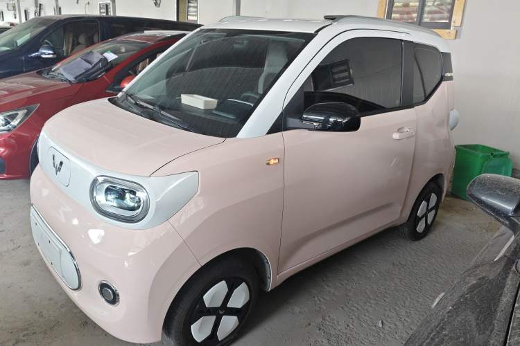 Used Wuling Hongguang MINIEV 2024 3rd Generation 215km Advanced Version