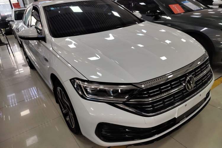 Used Volkswagen Sagitar 2023 300TSI DSG Excellence Edition
