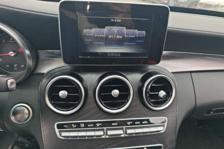 Used Mercedes-Benz C-Class 2016 C 200 L Sport Edition Audio And AC Panel