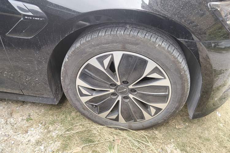 Used BYD Seal 2022 550 km Standard Range Rear-Wheel Drive Elite Version
