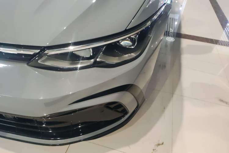 Used Volkswagen Golf 2021 280TSI DSG R-Line
