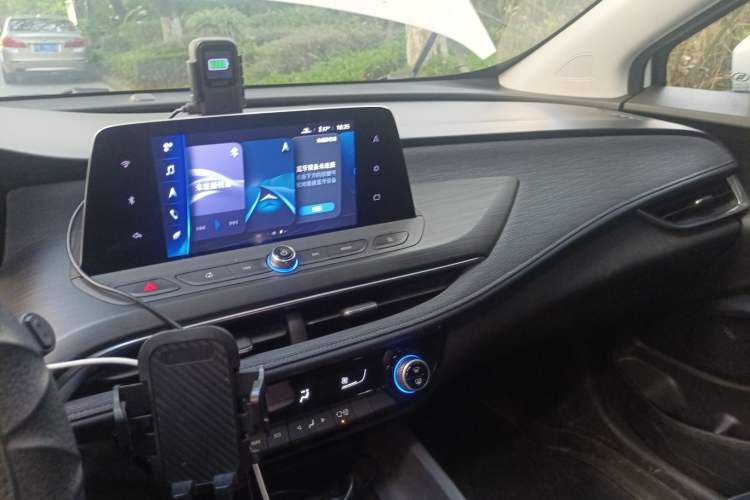 Used Buick Velite 6 2021 Connected & Shared PLUS