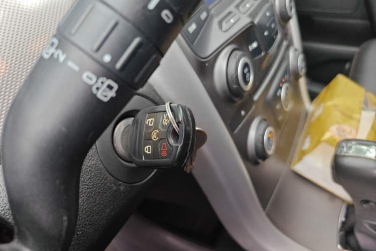 Used Ford Edge 2012 2.0T Elite Sunroof Edition