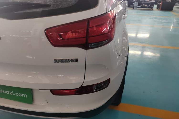 Used Kia Sportage R 2016 2.0L Manual Two-Wheel Drive GL Trim
