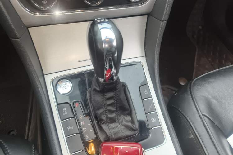 Used Volkswagen Passat 2013 1.8TSI DSG Ultimate Edition