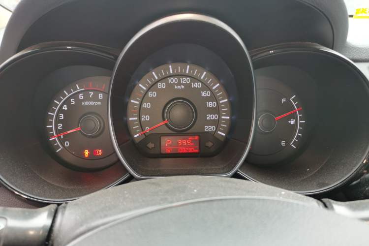 Used Kia K2 2015 Sedan 1.4L Automatic GLS Instrument Cluster