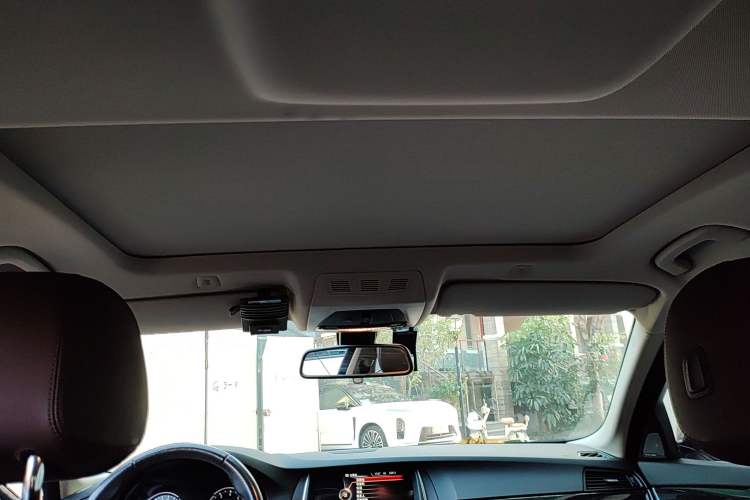 Used BMW 5 Series 2017 525Li Luxury Design Package
