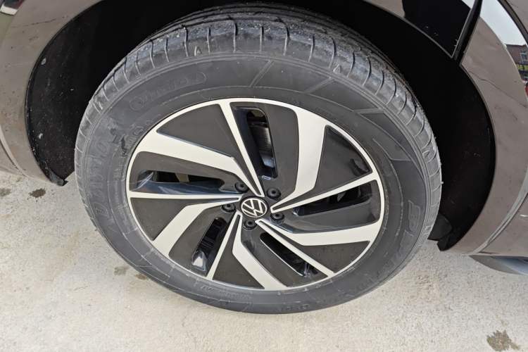 Used Volkswagen Viloran 2022 380TSI Luxury Edition