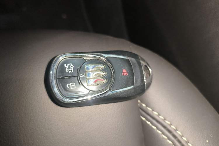 Used Buick Regal 2024 25T Deluxe Edition