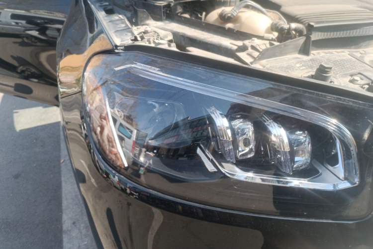 Used Mercedes-Benz GLS  Right Front Headlight