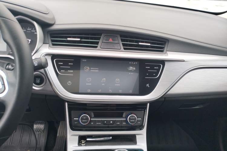Used Geely Auto Emgrand GS 2019 1.4T Manual Ya Audio And AC Panel