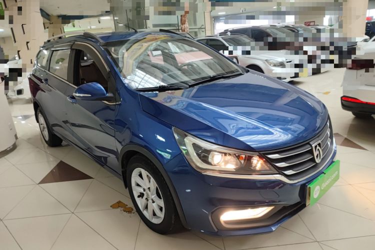 Used Baojun 310W 2017 1.5L Manual Fashion Model China V
