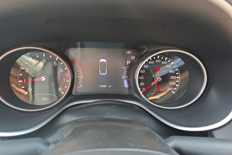 Used Jeep Compass 2017 200T Automatic Prestige Four-Wheel Drive Edition Instrument Cluster