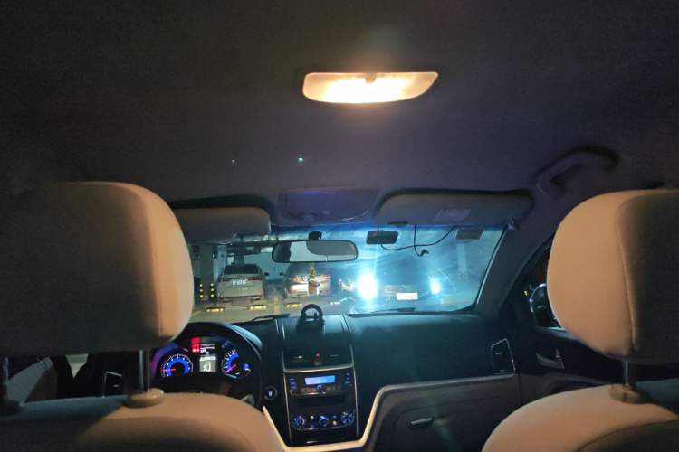 Used Geely Auto Emgrand 2014 Sedan 1.5L Manual Fashion Edition