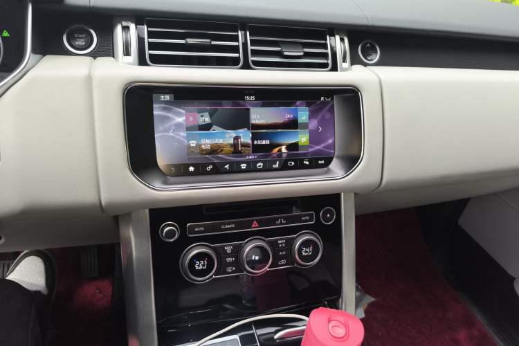 Used Land Rover Range 2017 3.0 SC V6 Vogue Audio And AC Panel
