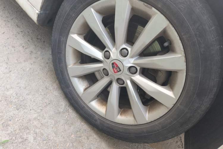 Gebrauchter Roewe i6 2017 20T Manual Luxury Edition
