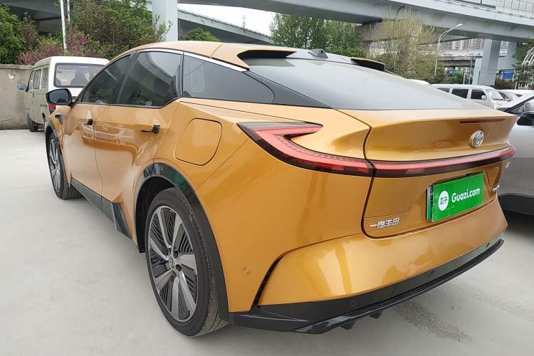 Used Toyota bZ5 2025 Model 550 PRO Smart Driving Edition Rear Left 45 Deg