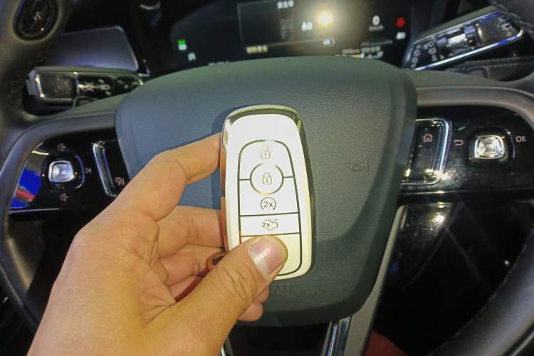 Used Lincoln Corsair 2022 2.0T Two-Wheel Drive Luxury Edition
