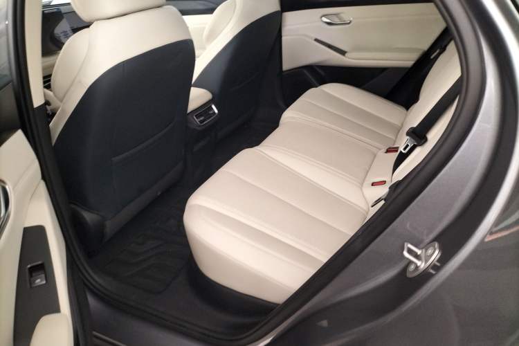 Used BYD Qin L 2025 EV 470KM Leading Edition Left Rear Seat