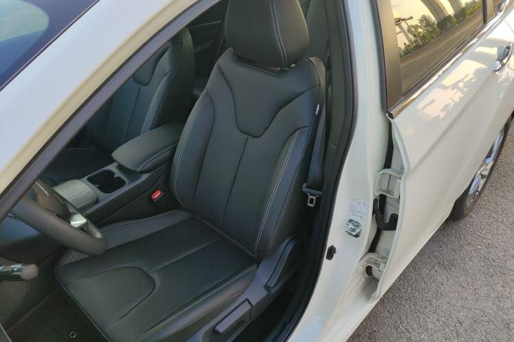 Used Venucia D60 2023 PLUS 1.6L XL CVT Yue Ling Edition