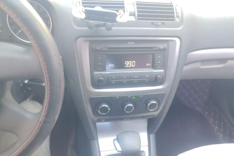 Used Skoda Octavia 2012 1.6L Automatic Yijie Edition