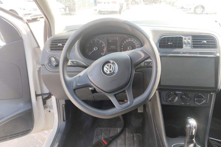 Used Volkswagen Polo 2016 1.4L Automatic Trendy Model