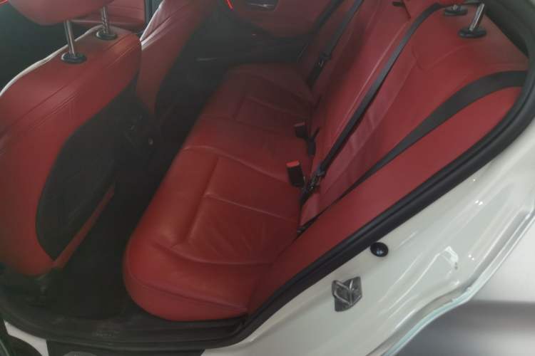 Used BMW 3 Series 2015 328i xDrive Sports Design Package Left Rear Seat