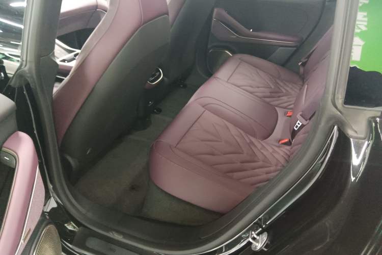 Used Nio ET5T 2025 75 kWh Touring
