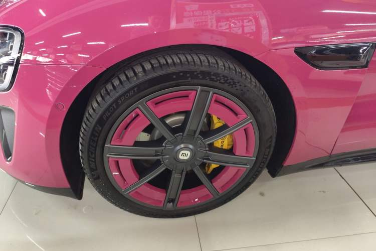 Used Xiaomi Auto SU7 2024 Four-Wheel Drive Ultra-Long Range Advanced Intelligent Driving Max Edition Exterior 4