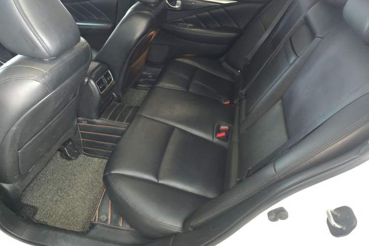 Used Infiniti Q50L 2018 2.0T Comfort Edition China V Standard