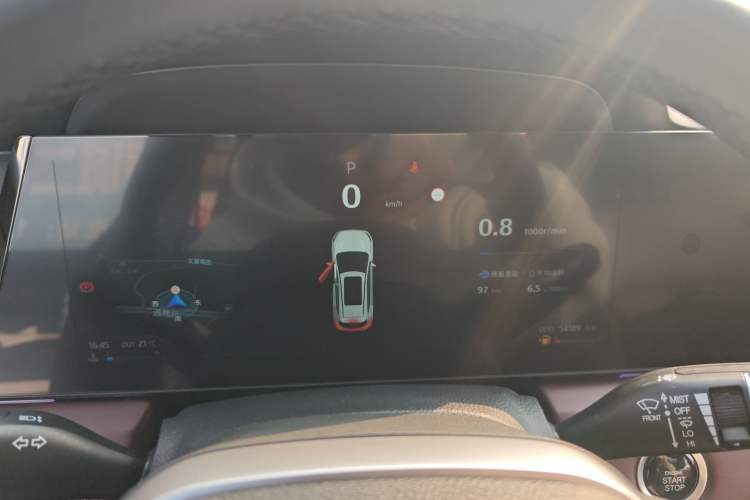 Used SOL X8 PLUS 2023 1.5 TGDI DCT ZhiShang Edition 7-Seater