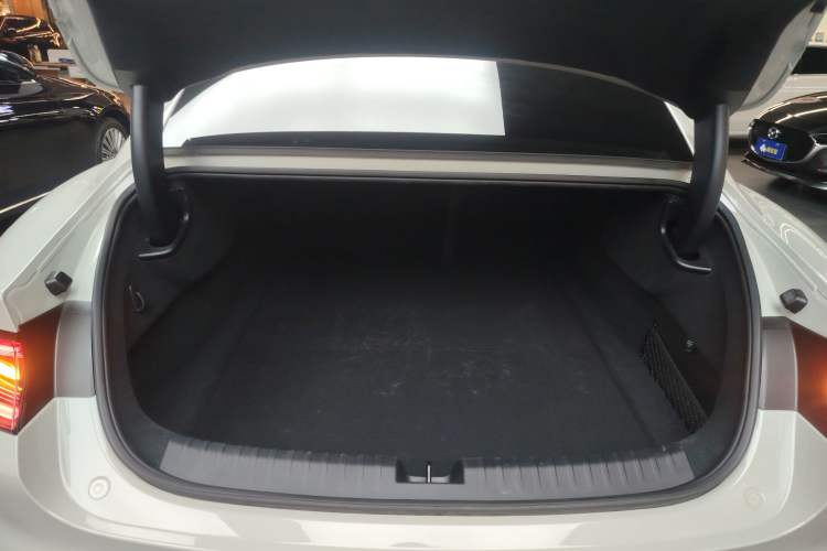 Used Xiaomi Auto SU7 2024 Rear-Drive Ultra-Long Range Advanced Pro-Level Intelligent Driving Version