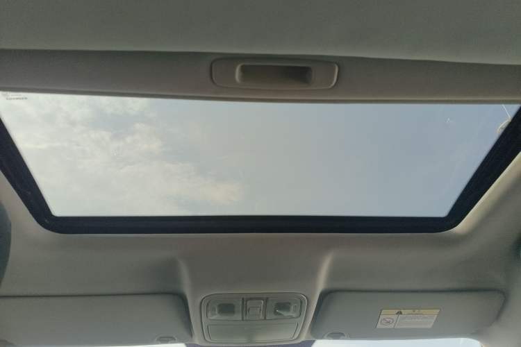 Used CHANGAN CS75 2014 1.8T Automatic Elite Model China IV Standard Headliner